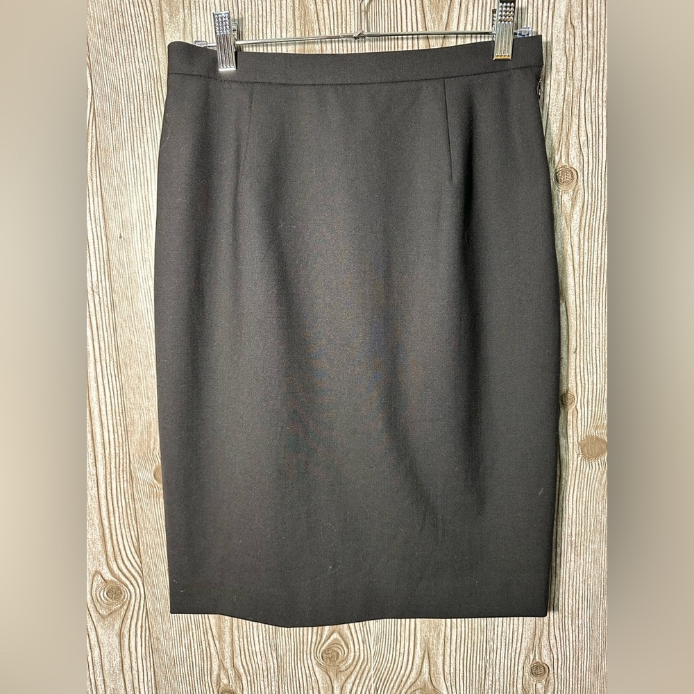 $358 NWT Worth Black Hailey Skirt Sz 2